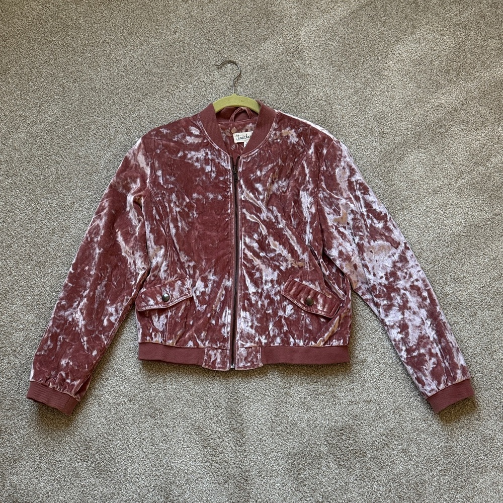 Cloud Chaser Velvet Bomber Jacket - Pink
